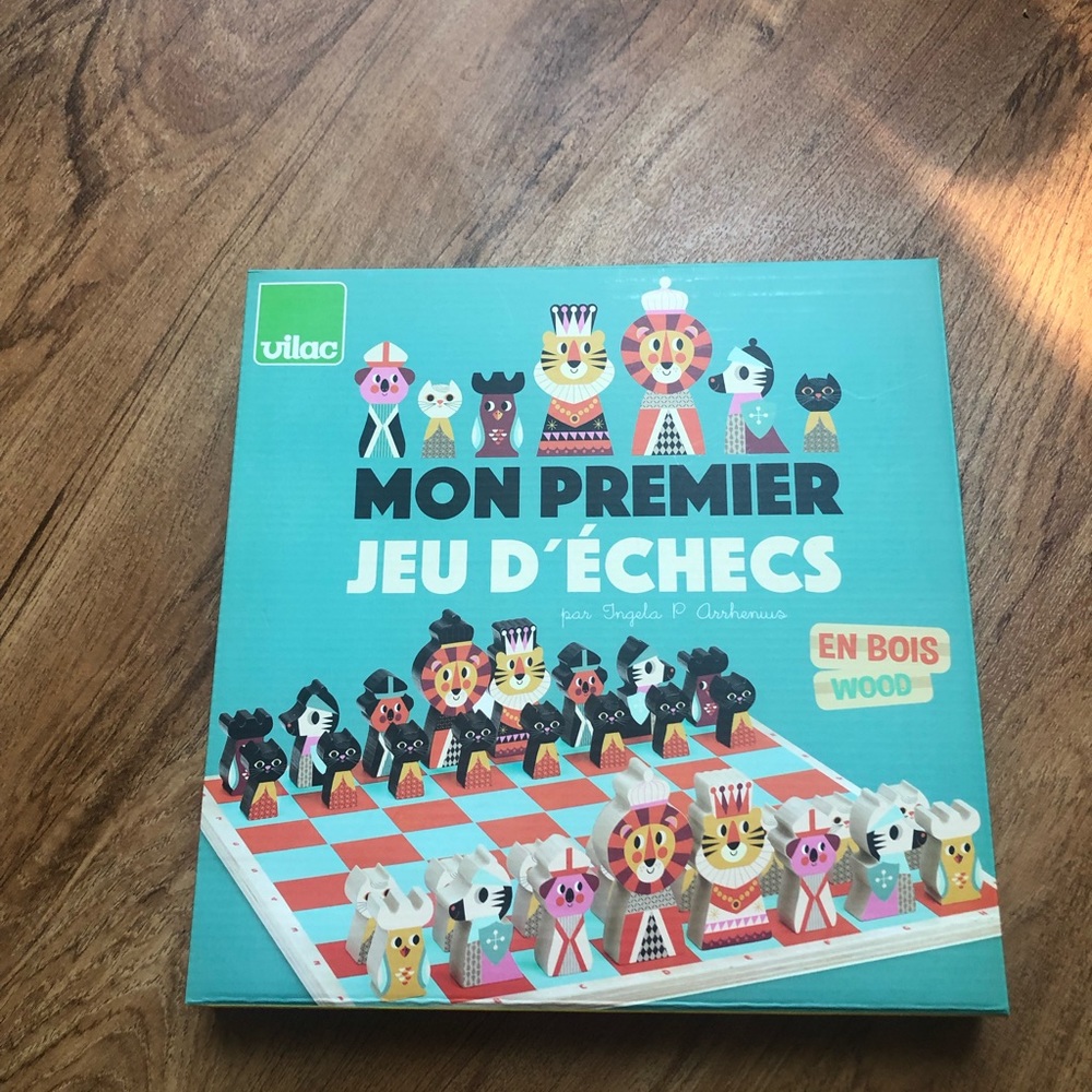 NEW Mon Premiere Jeu D’Echecs. My first chess set. Wood.